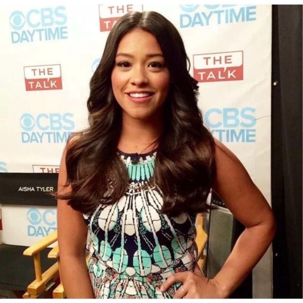 🎉HOST PICK🎉 BCBGMaxAzria Wilma Batik Fans Print w/Cutout Back Dress - Picture 7 of 7